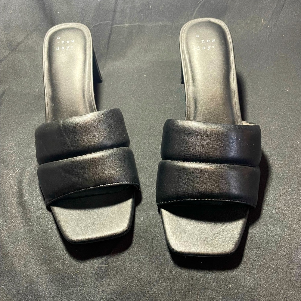 Size 10 Black High Heeled Sandals